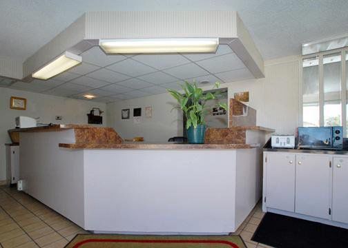 Days Inn By Wyndham King-Winston Salem Area Interior photo